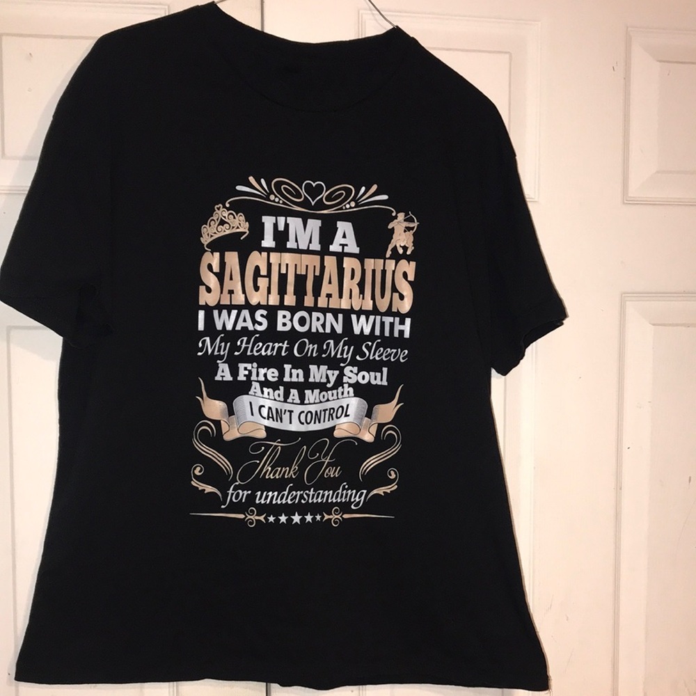 NWOT Unisex Sagittarius Graphic Tee